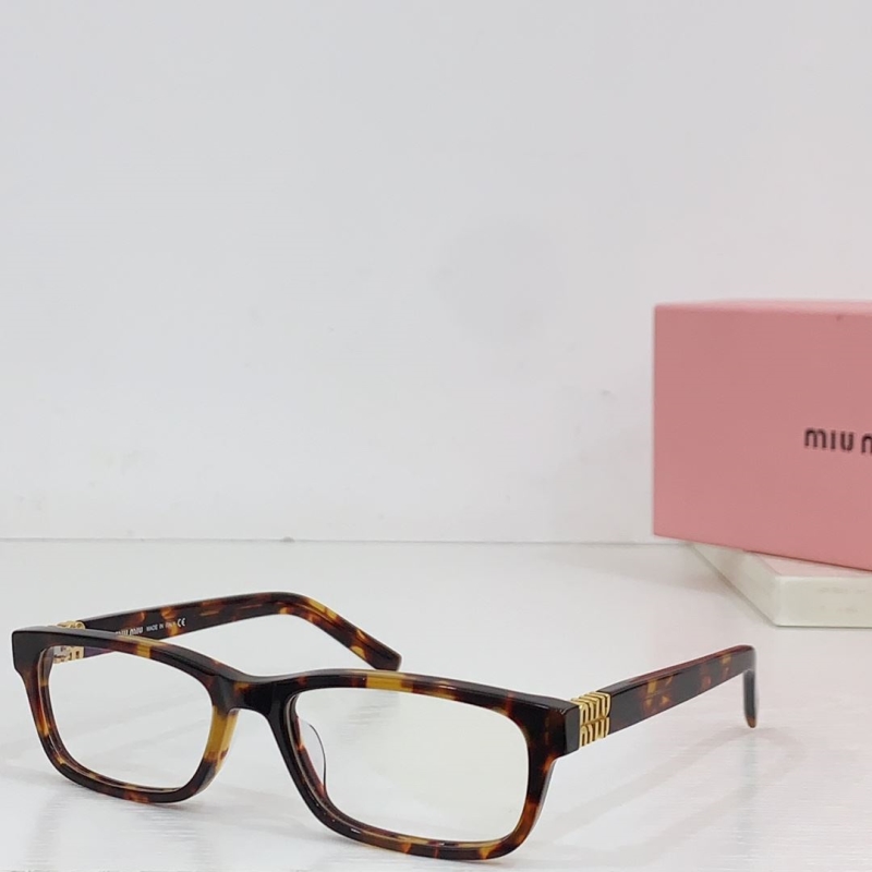 Miu miu Sunglasses